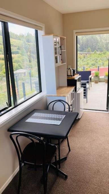 Maymorn Orchard Suites Upper Hutt Extérieur photo